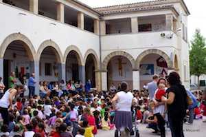 Membres del Grup d'Intervenci&oacute; Psicol&ograve;gica del COPIB treballen als centres educatius de Sant Lloren&ccedil; i de les localitats del Llevant que reprenen la seva activitat despr&eacute;s de les inundacions