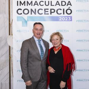 La vicedecana del COPIB asiste a la gala anual del COFIB en honor a su patrona
