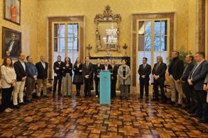 ​El COPIB signa la declaraci&oacute; institucional del Parlament de les Illes Balears contra les agressions a professionals sanitaris