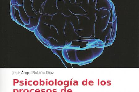 Jos&eacute; &Aacute;ngel Rubi&ntilde;o d&oacute;na a la biblioteca del COPIB un exemplar del seu llibre &lsquo;Psicobiolog&iacute;a de los procesos de consciencia&rsquo;