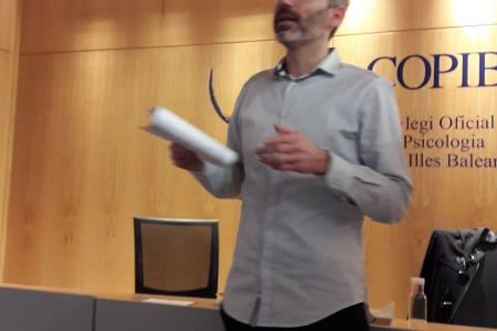 Realitzada la presentaci&oacute; del llibre: &ldquo;Psicobiolog&iacute;a de los estados especiales de consciencia: algunas aportaciones&rdquo;