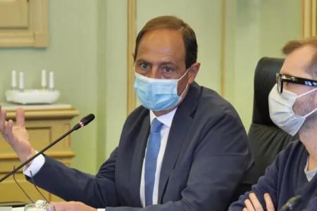 El decano del COPIB comparece en el Parlament para advertir de la necesidad de incrementar urgentemente la atenci&oacute;n psicol&oacute;gica en el sistema de salud de las Illes y proponer medidas de actuaci&oacute;n