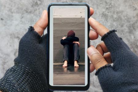 La prevenci&oacute;n del suicidio y la influencia de las redes sociales e internet en los adolescentes, ejes del curso del COPIB que imparte Luis Fernando Mart&iacute;nez