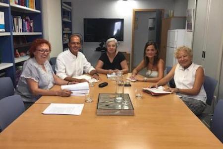 Representantes de la Junta de Gobierno del COPIB se re&uacute;nen con la nueva directora del IB-Dona