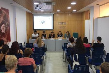 El debate sobre &lsquo;Municipalismo ante el sistema prostitucional&rsquo; organizado por el COPIB evidencia los grandes problemas de una realidad invisibilizada