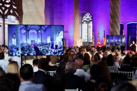 La vicedecana del COPIB representa al Colegio en la toma de posesi&oacute;n de la nueva presidenta del GOIB