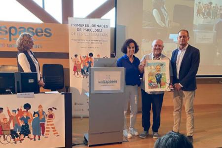 El COPIB reconoce la contribuci&oacute;n de Vicente Soria al desarrollo de la Psicolog&iacute;a de Emergencias en la comunidad aut&oacute;noma
