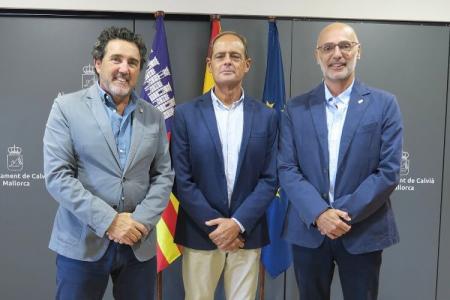 ​El COPIB y el Ayuntamiento de Calvi&agrave; firman un convenio para avanzar en la prevenci&oacute;n de enfermedades mentales y estimular el bienestar psicol&oacute;gico