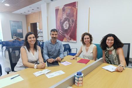 ​Representantes del COPIB se reúnen con la Asociación Gira·sol para conocer el programa “Bienestar emocional: conexión y comunidad”