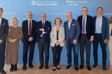 ​La vicedegana del COPIB participa en la presentaci&oacute; del nou CEU Beato Luis Belda a Mallorca