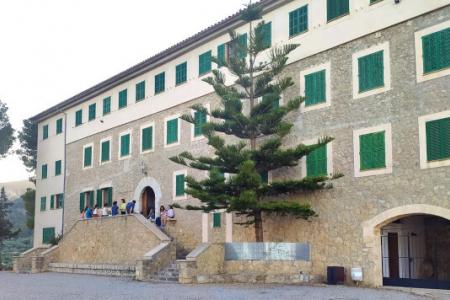 El COPIB celebra con &eacute;xito su primer taller intensivo de Mindfulness en el santuario de Santa Luc&iacute;a