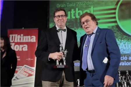 La FFIB reconeix la labor d'&Agrave;lex Garc&iacute;a per la seva aportaci&oacute; a la psicologia esportiva i la seva contribuci&oacute; a fomentar els valors en el futbol base