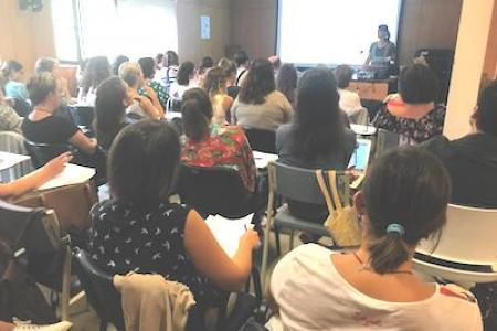 Gran &egrave;xit d'assist&egrave;ncia al curs de Dolores Mosquera sobre &ldquo;Eines terap&egrave;utiques per al maneig del trauma i la dissociaci&oacute;&rdquo;