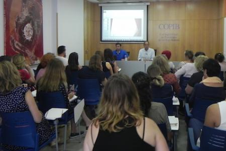Gran seguiment de la xerrada-col&middot;loqui sobre el nou Reglament General de Protecci&oacute; de Dades