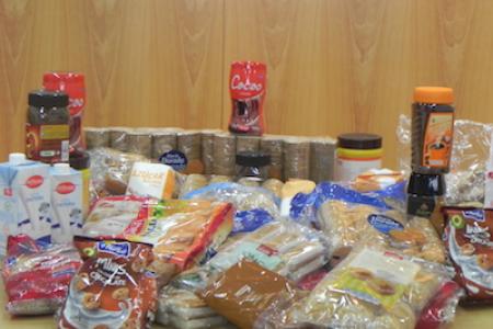 El COPIB lliura  els aliments recollits en la tercera campanya solid&agrave;ria a benefici de l&rsquo;Associaci&oacute; Tardor